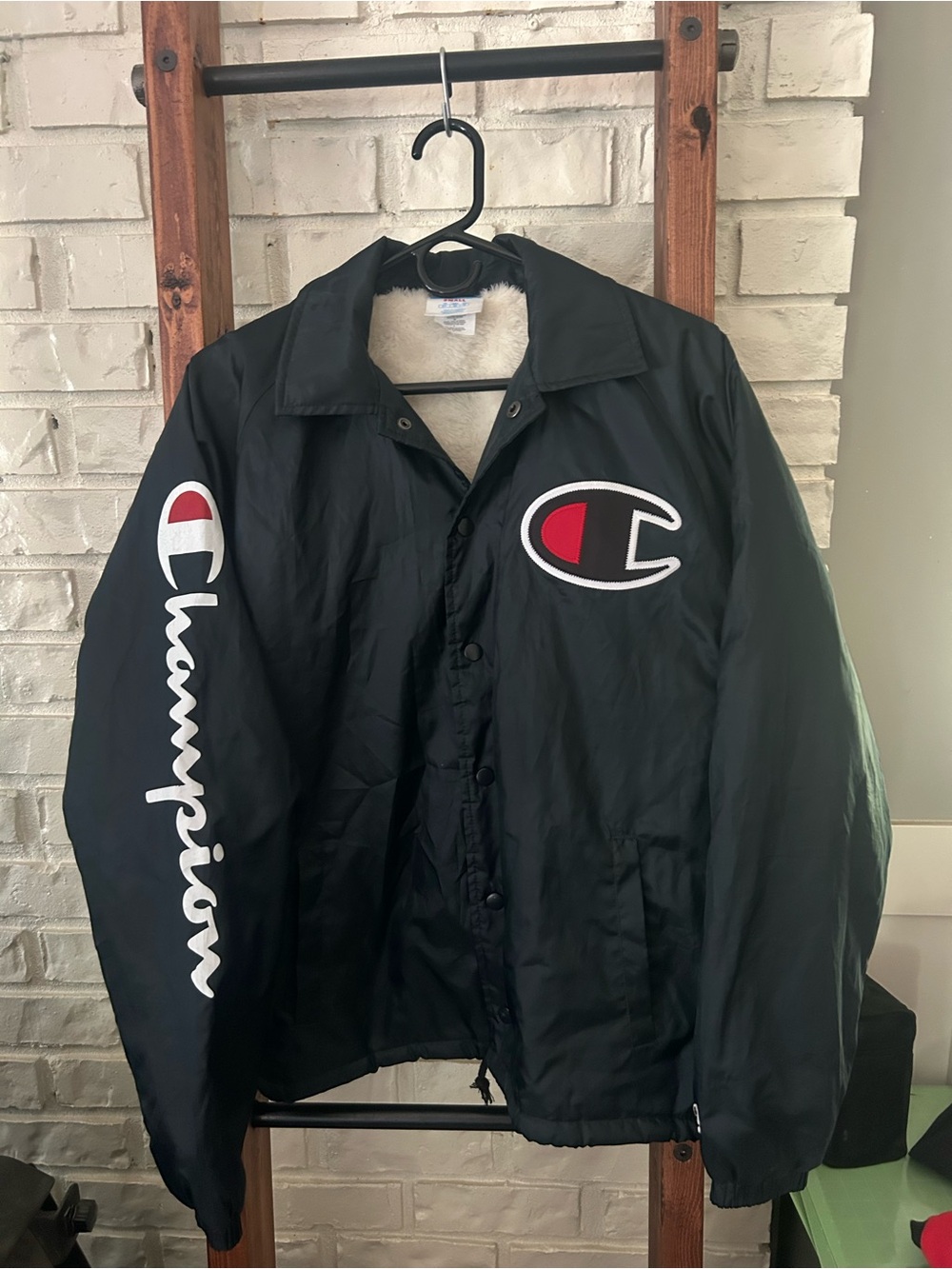 Champion Jacket Men’s Small Vintage Sherpa Lined Coach’s Windbreaker Black